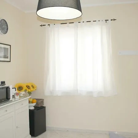 Bed & Breakfast Life 4*